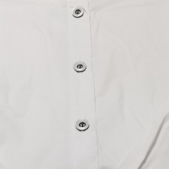 Neiman Marcus Embroidered Cold Shoulder Plus Top - Picture 5 of 8